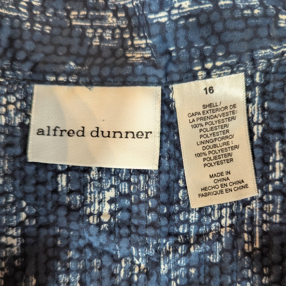 Floral Patterned Jacket - image 3